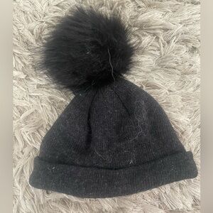 Black Pom-Pom Beanie